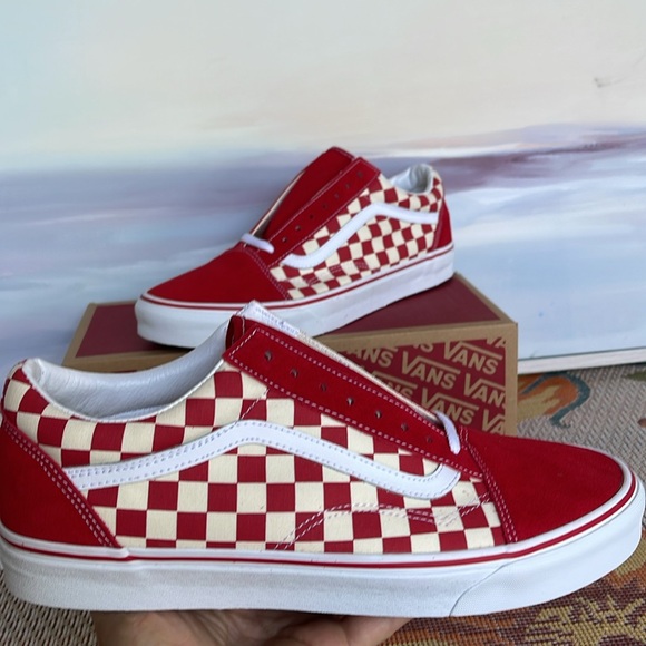 Vans • Men’s Old Skool
(Primary Check) Rng Rd/W
VN0A38G1P0T
Sneakers - Picture 11 of 16